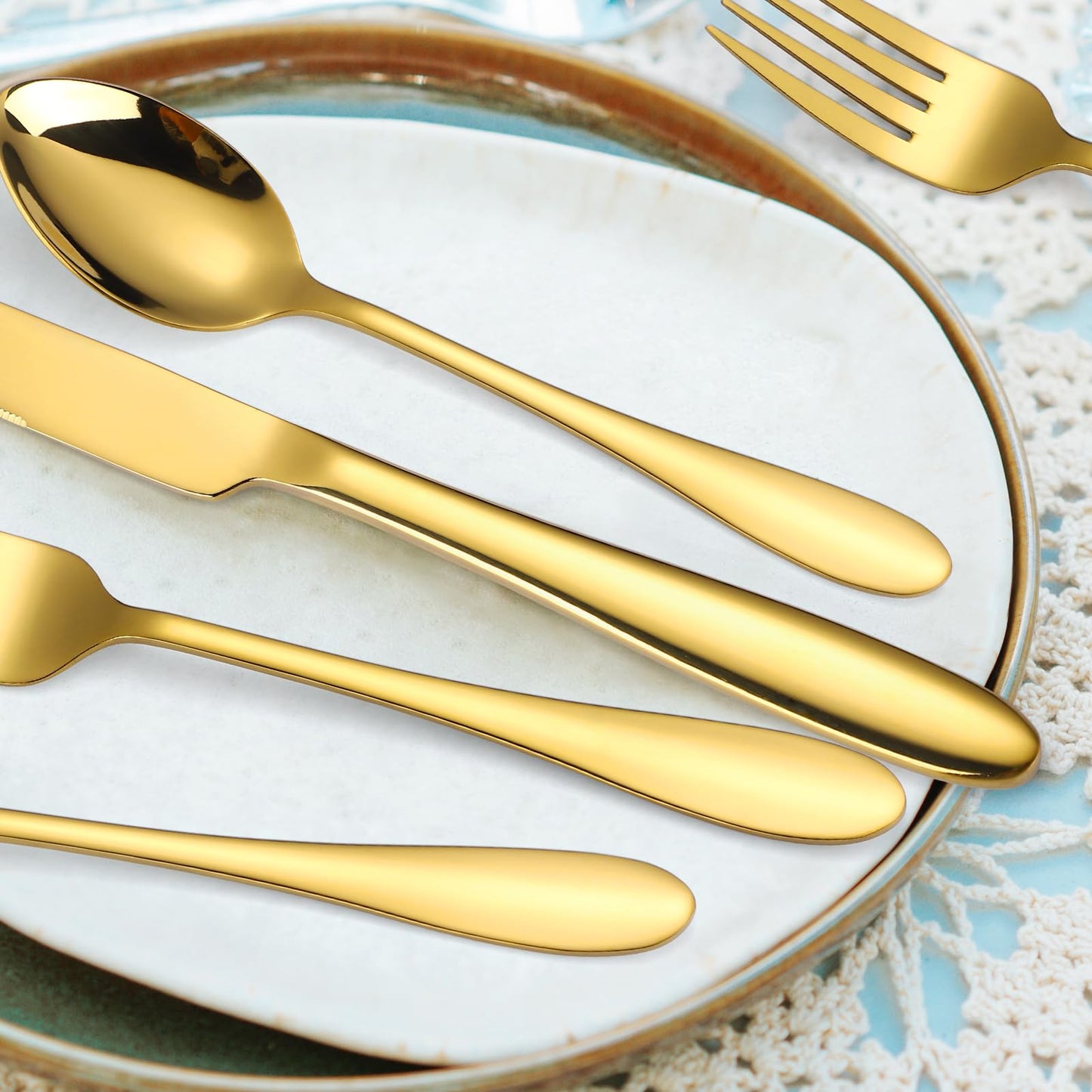 A · HOUSEWARE Gold Silverware Set for 8 Stainless Steel Flatware 40 Piece Fork Spoon Knife Heavy Duty Thick Handle Parties Dishwasher Safe Family Gatherings Parties and Formal Occasions
