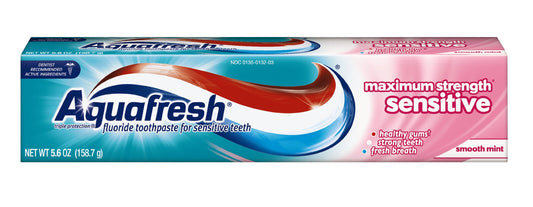 Aquafresh Maximum Strength Toothpaste for Sensitive Teeth, Smooth Mint, 5.6 Ounce (Pack of 1)