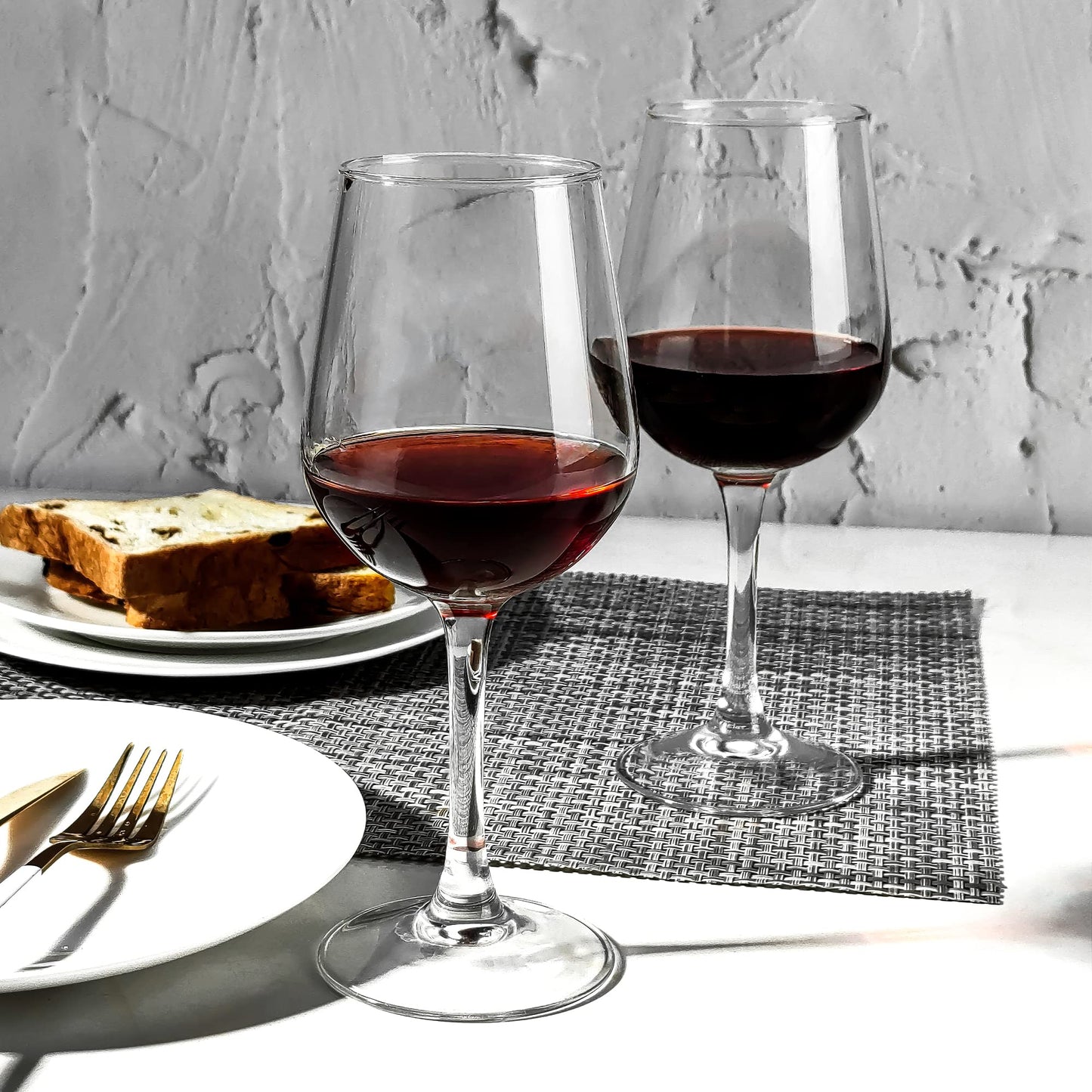 YARYOUNG Elegant 15 oz Tempered Red Wine Glasses Set of 8 for Special Occasions, Stylish and Durable