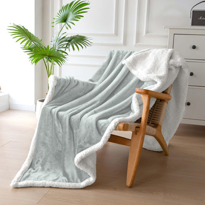 VASANI Sherpa Fleece Throw Blanket, Soft Fuzzy Blanket for Sofa Couch Bed, Warm Cozy Blanket, Light Gray, 50x60 Inches